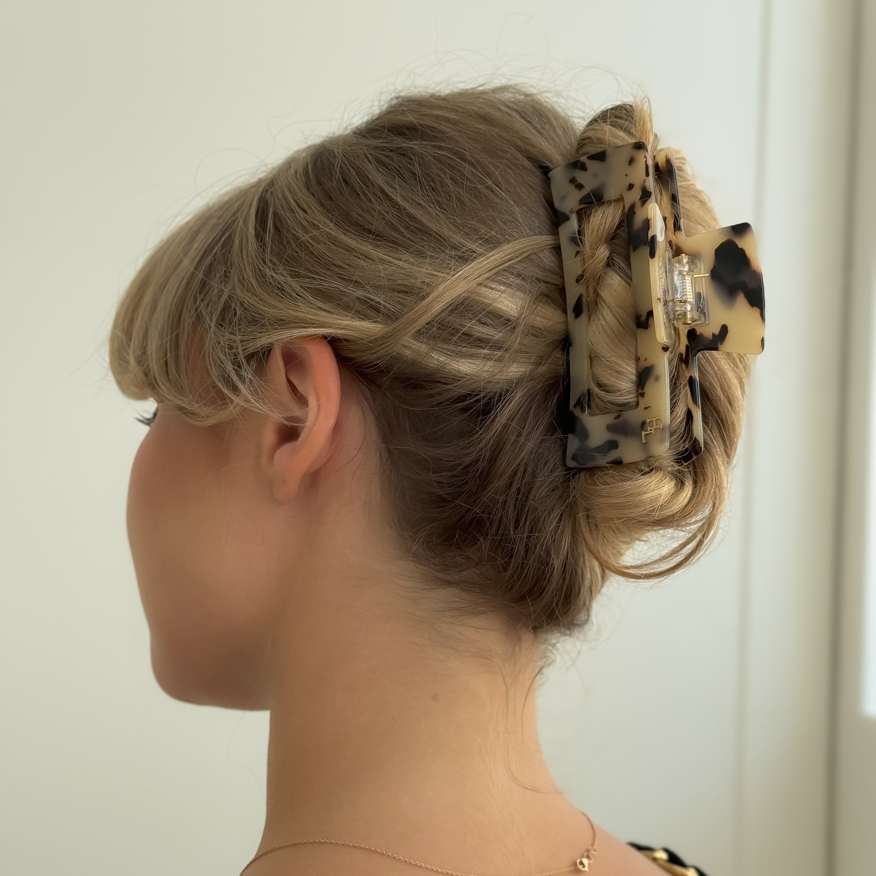 Ecofriendly Acetate Large Claw - Tortoise